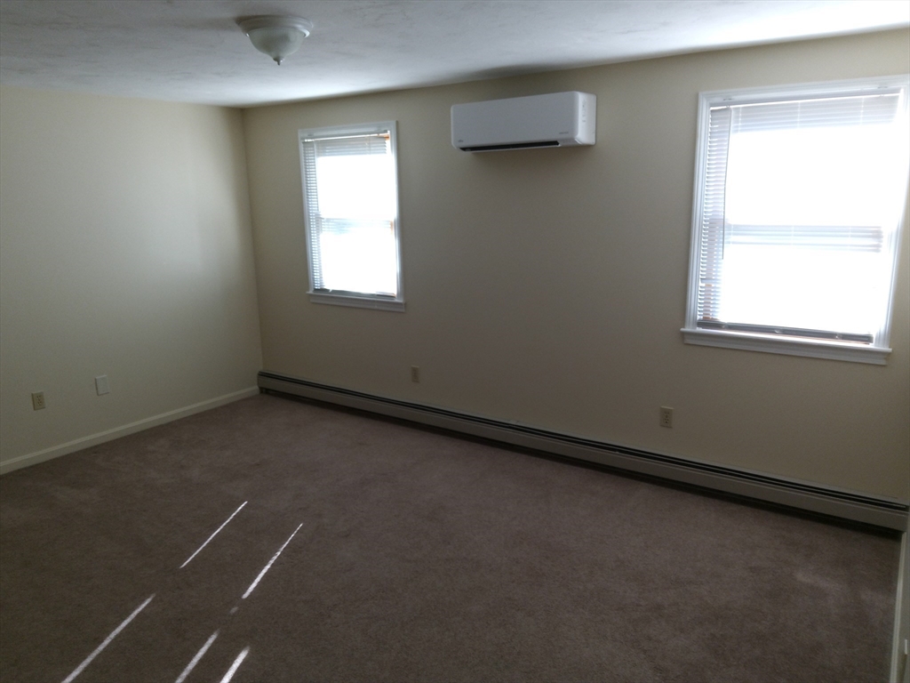 15 Catalpa Circle, Unit 1 Worcester, MA 01603 - Photo 7 of 13