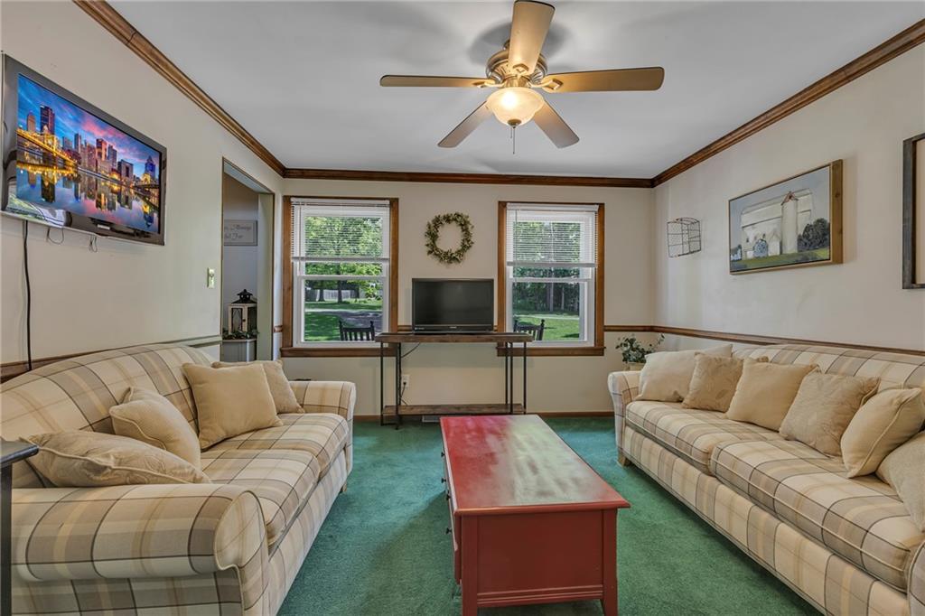 960 Edgewood Road Beaver Falls, PA 15010 - Photo 13 of 50 Family Room