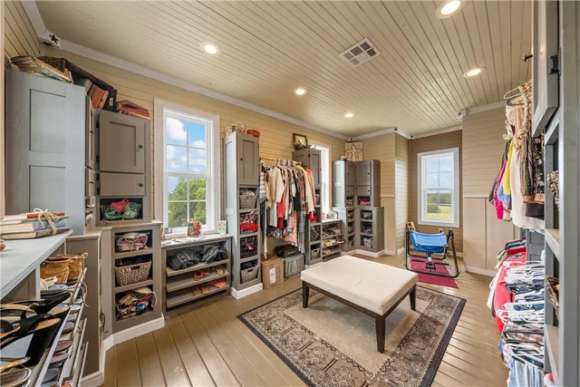 a view of a house with a big yard