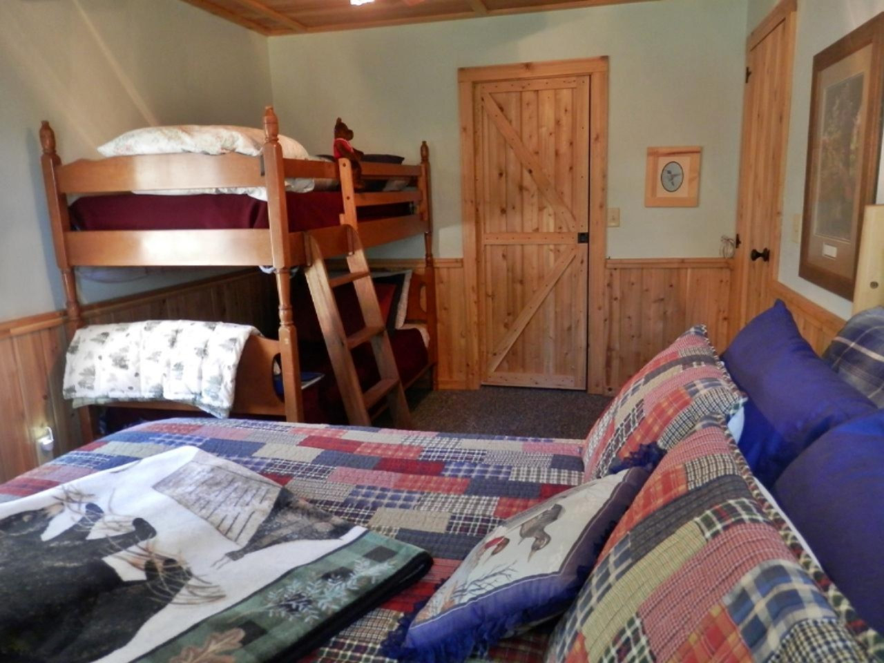 841 11 Mile Road Irons, MI 49644 - Photo 19 of 38 Large 2nd bedroom w/walkin closet