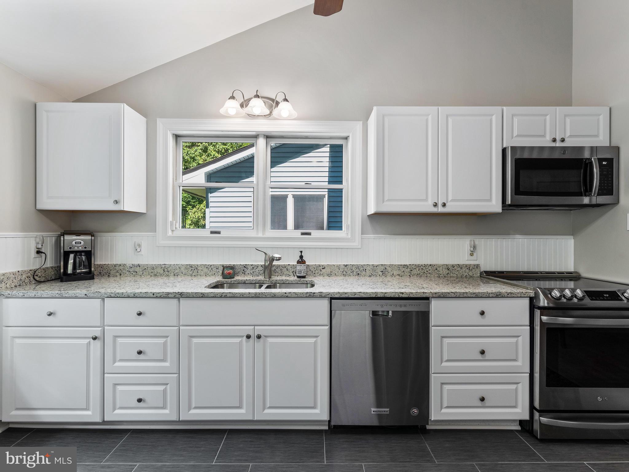 16515 Old Frederick Road Mount Airy, MD 21771 - Photo 13 of 44 Gallery Image 13