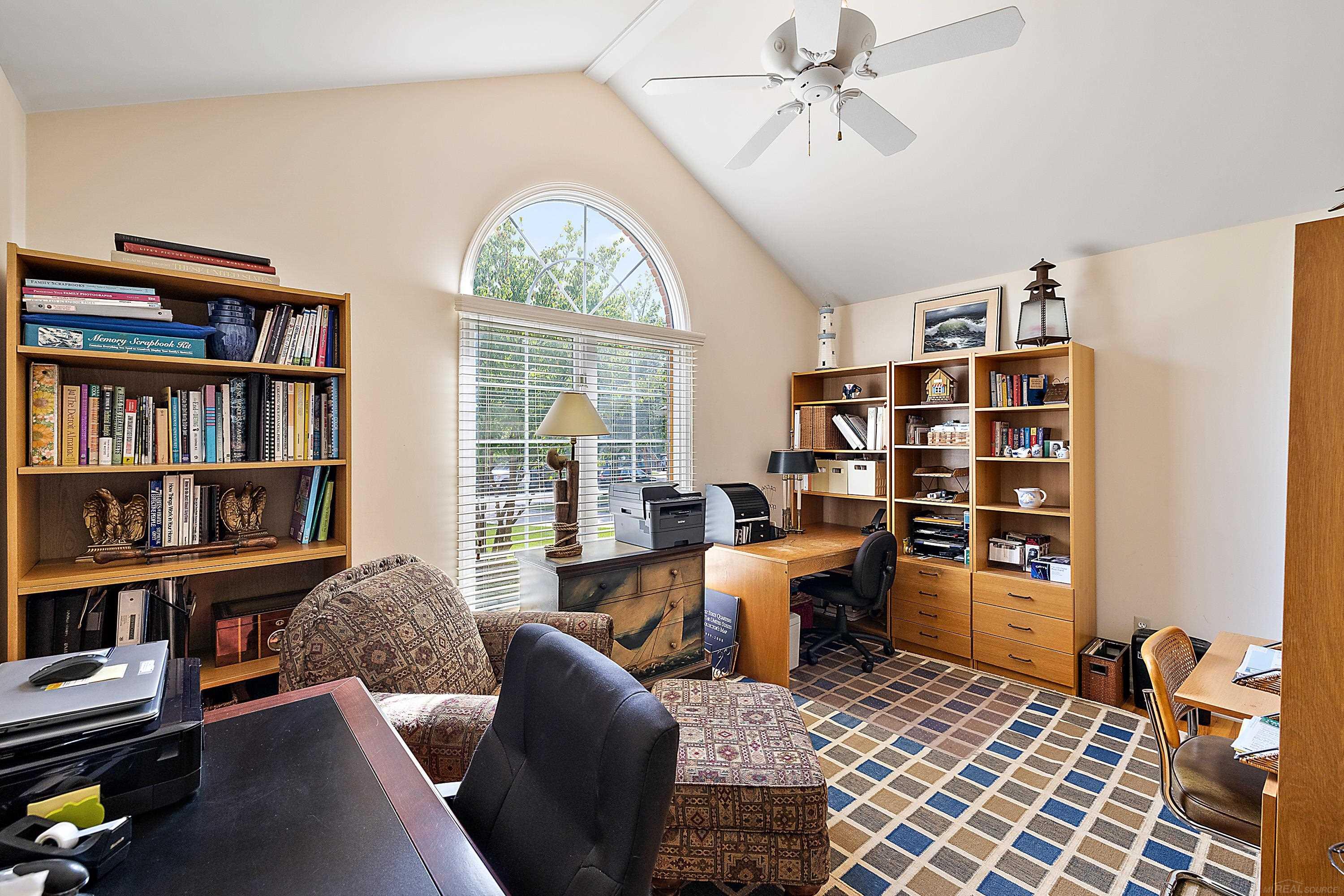 1039 Bloomview Circle Rochester, MI 48307 - Photo 46 of 80 50122641-45.JPG