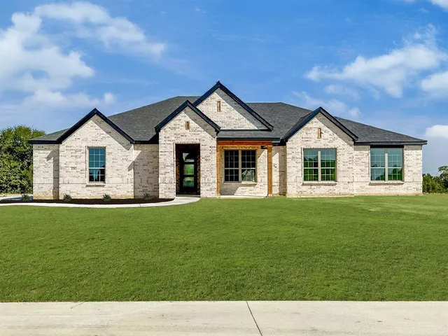 $499,990 | 220 Basalt Lane, Azle, TX 76020