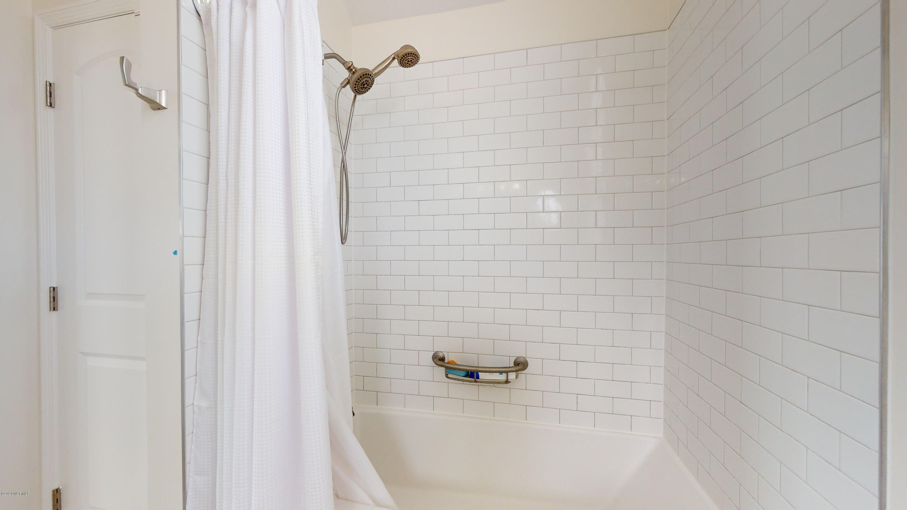1234 New River Inlet Road North Topsail Beach, NC 28460 - Photo 21 of 42 Master Bathroom