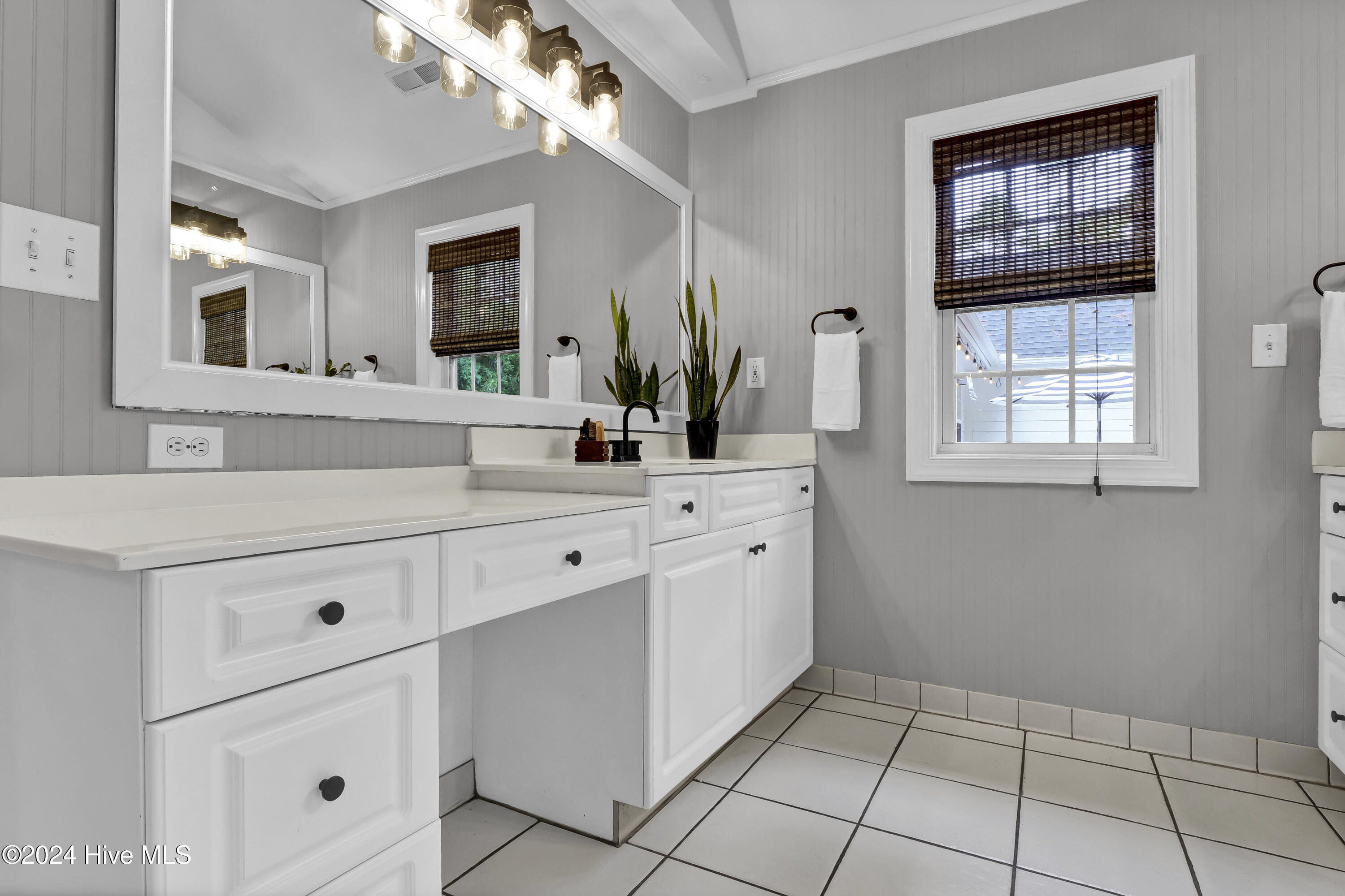 4217 Cravens Point Road Wilmington, NC 28409 - Photo 17 of 63 026_pja11104_133