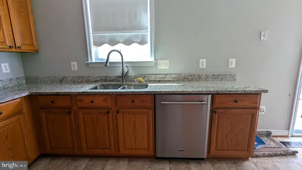 $2,900 | 12950 Tonka Court, Woodbridge, VA 22193