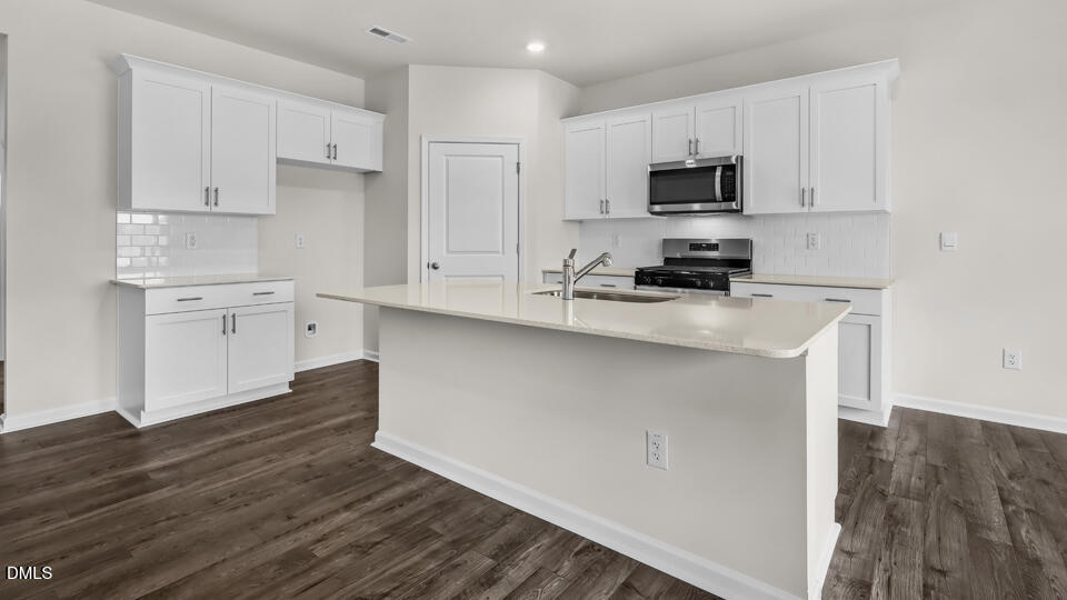 628 Ramo Grande Drive Rolesville, NC 27571 - Photo 7 of 37 Kitchen