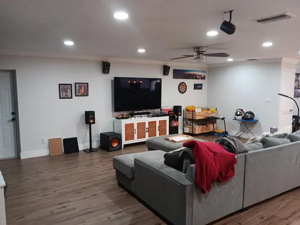 $2,695 | 10633 Windsor Place, Orlando, FL 32821