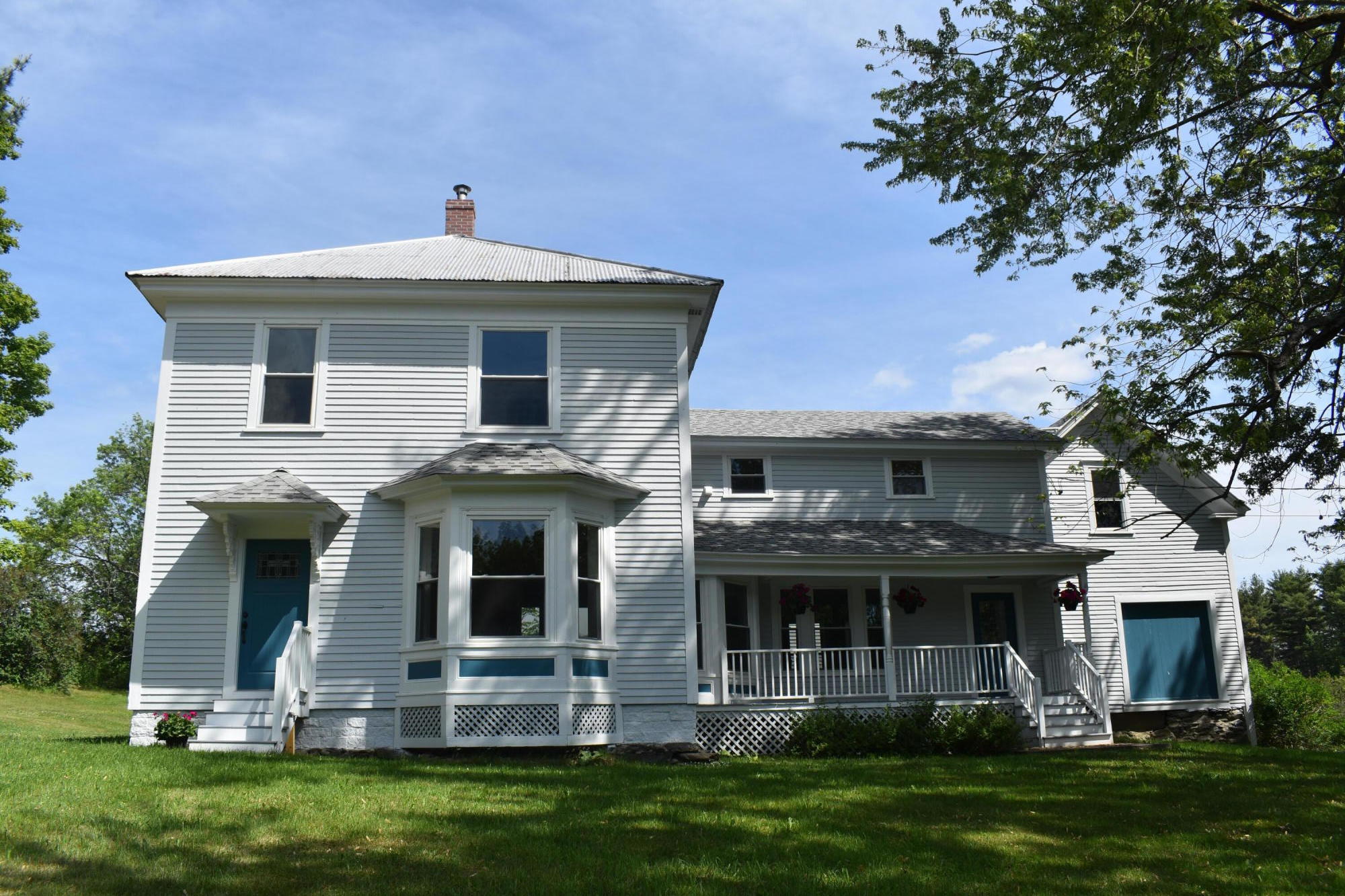 60 Old Lewiston Road Monmouth, ME 04265 - Photo 2 of 38 Front view
