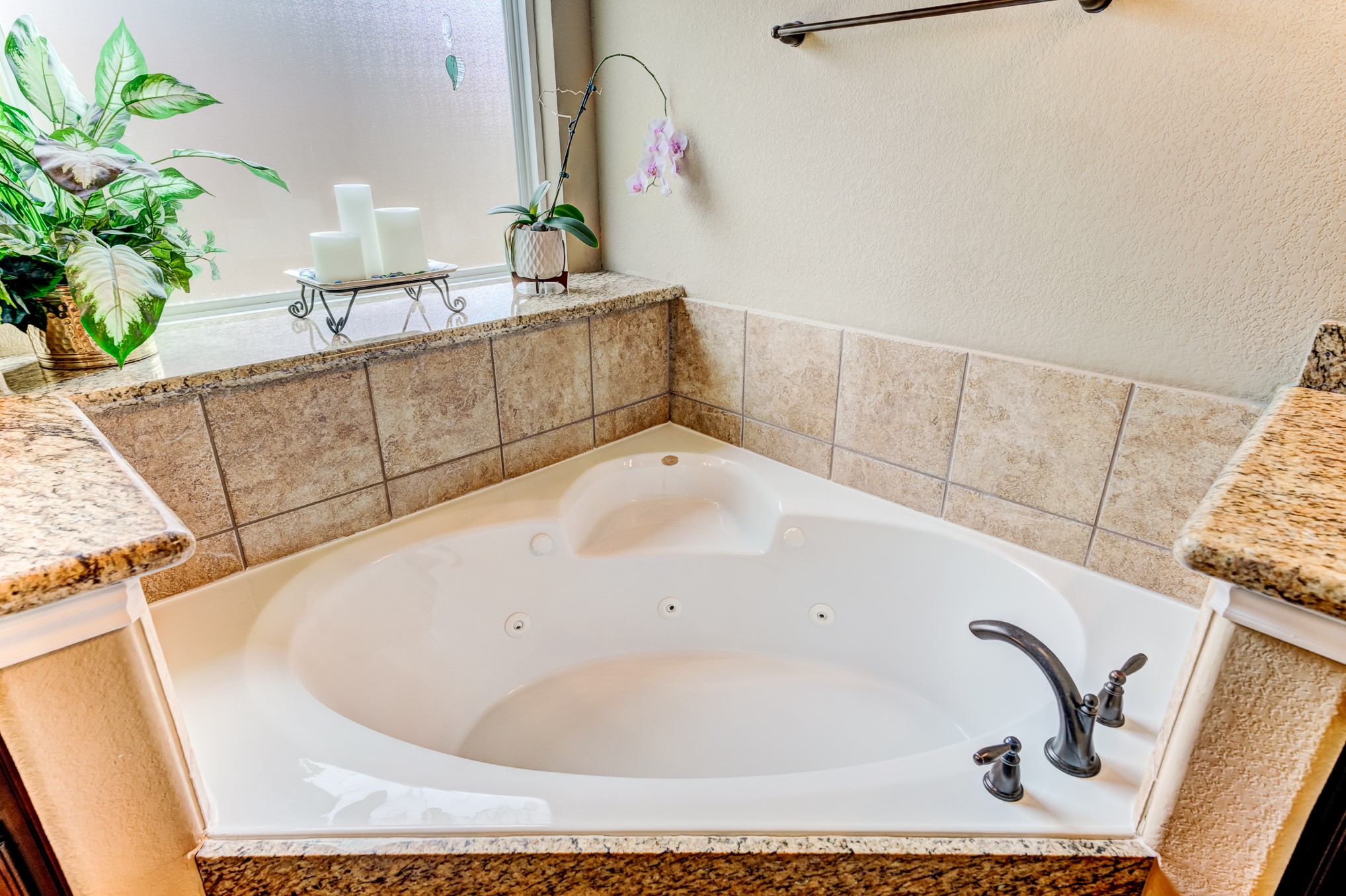 25807 Northcrest Drive Spring, TX 77389 - Photo 30 of 49 Primary Garden Tub