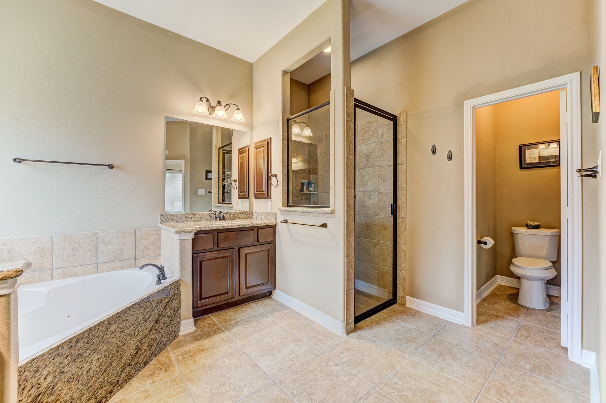 25807 Northcrest Drive Spring, TX 77389 - Photo 31 of 49 Primary Bathroom