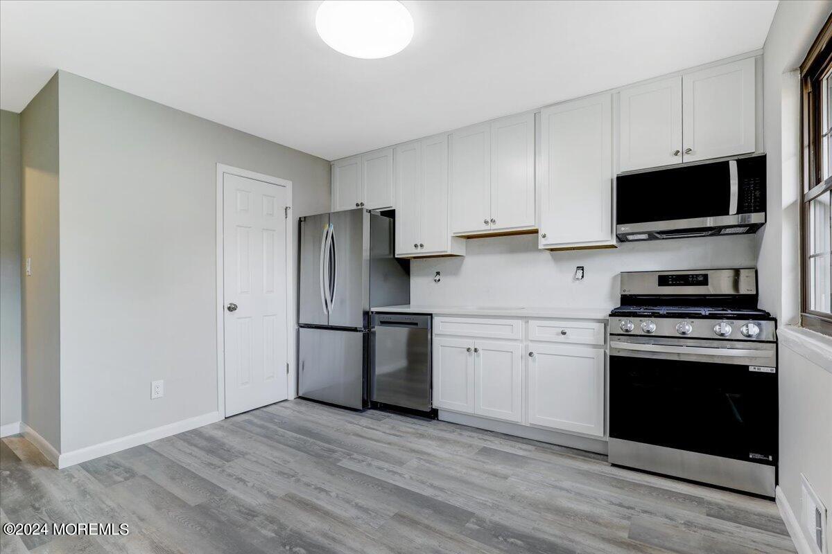 664 Denise Court Brick, NJ 08724 - Photo 11 of 22 Kitchen