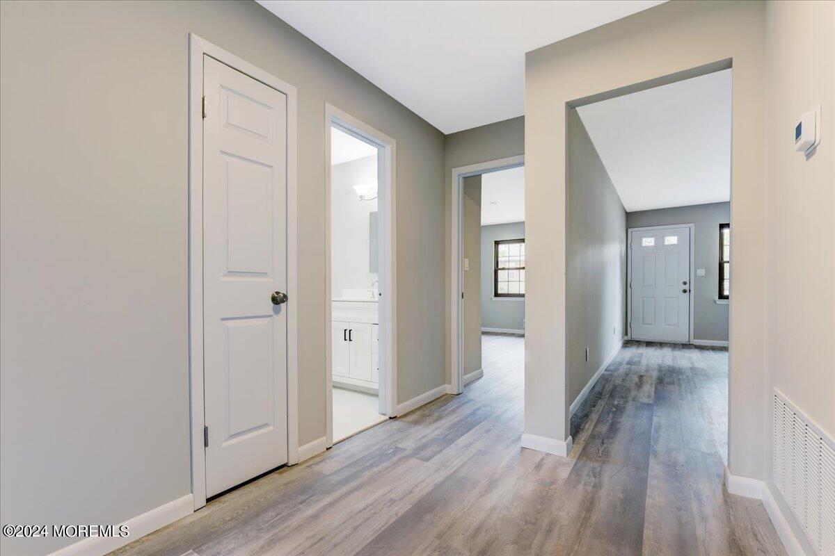 664 Denise Court Brick, NJ 08724 - Photo 13 of 22 Hallway