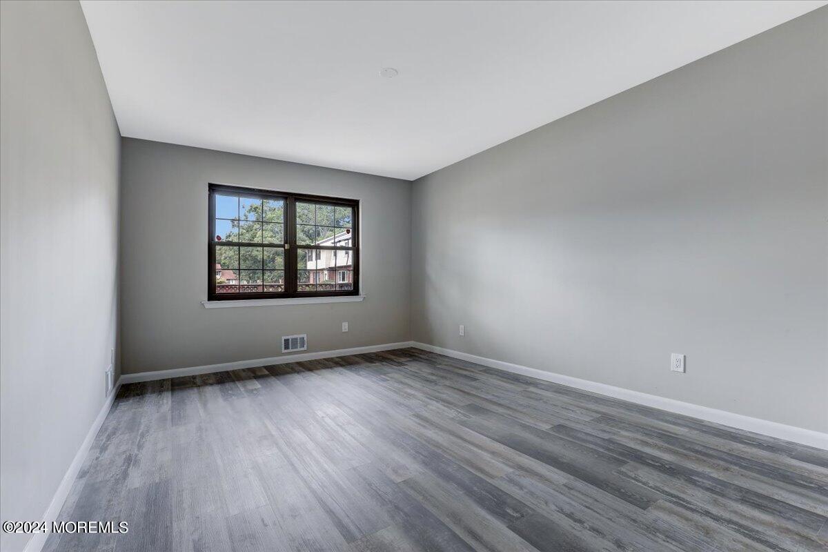 664 Denise Court Brick, NJ 08724 - Photo 14 of 22 Bedroom