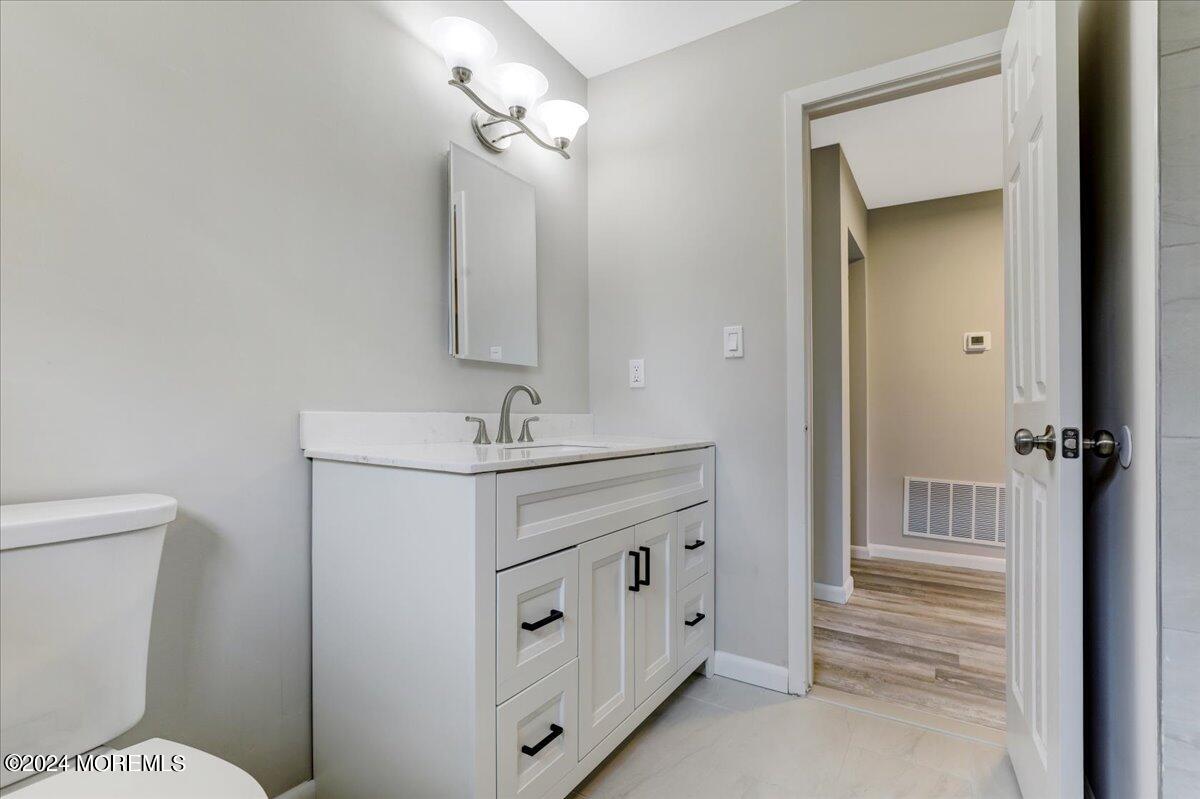 664 Denise Court Brick, NJ 08724 - Photo 19 of 22 Bathroom