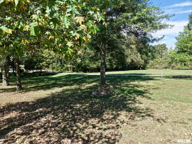 $280,000 | 1209 Election Drive, Benton, IL 62812