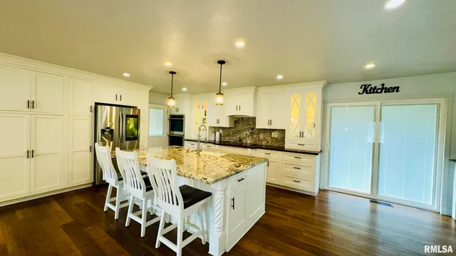 $280,000 | 1209 Election Drive, Benton, IL 62812