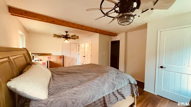 $280,000 | 1209 Election Drive, Benton, IL 62812