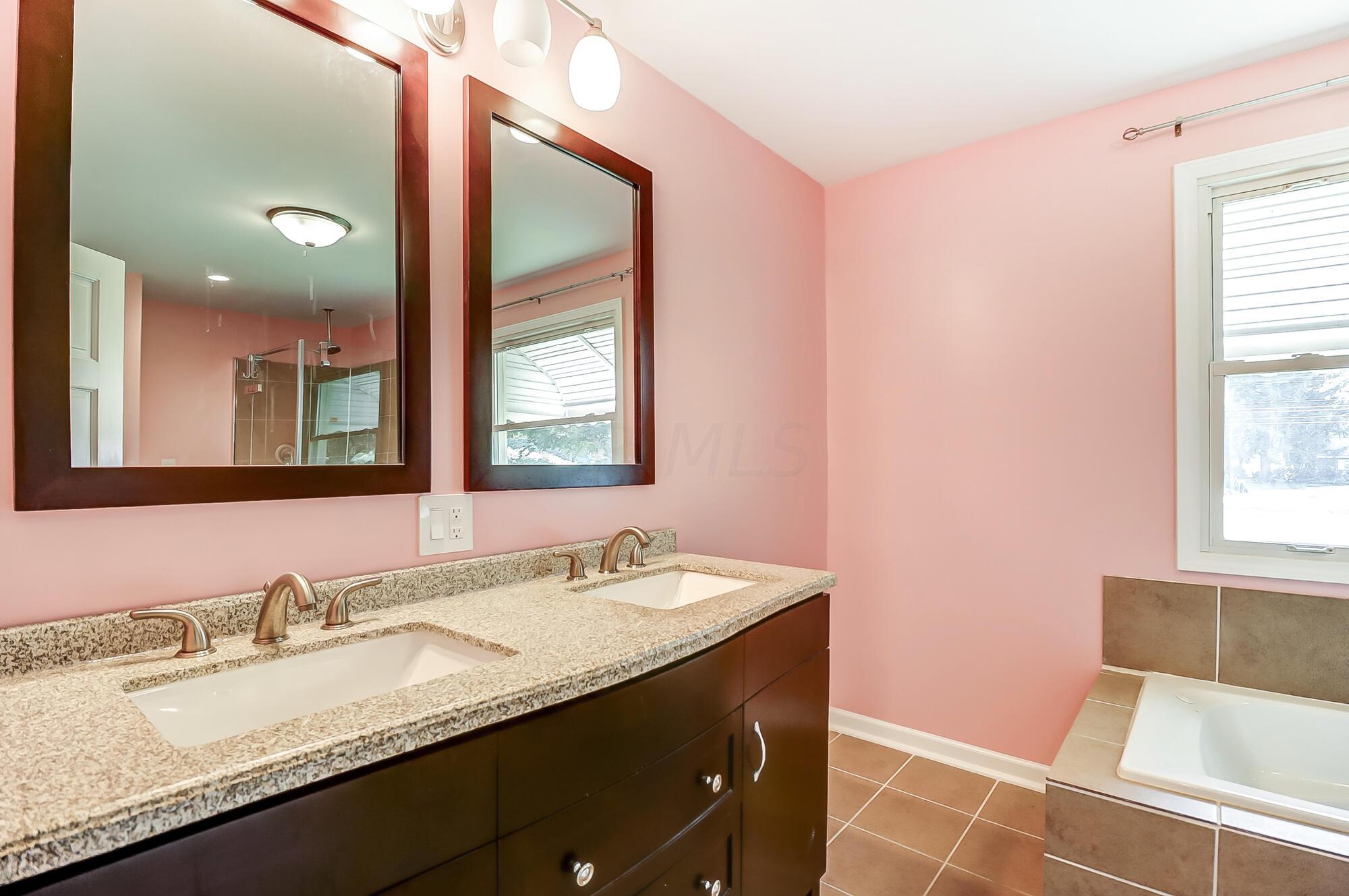 5645 Sinclair Road Columbus, OH 43229 - Photo 18 of 37 Primary Bath