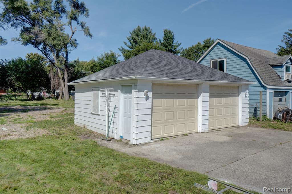 21125 Doepfer Road Warren, MI 48091 - Photo 5 of 29