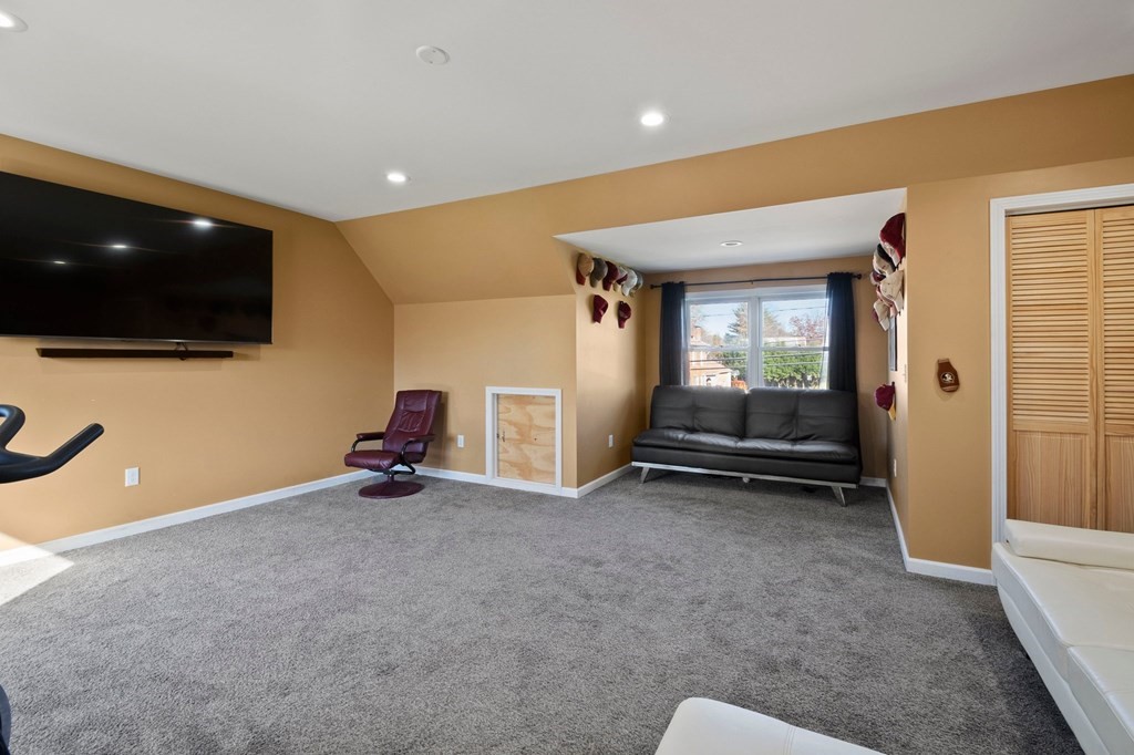 45 Somers Road East Longmeadow, MA 01028 - Photo 19 of 40 Gallery Image 19