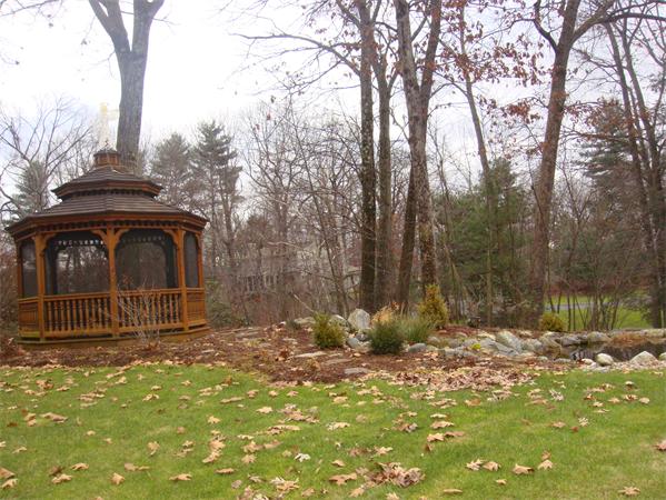 129 Ridgecrest Drive Westfield, MA 01085 - Photo 3 of 23 Gallery Image 3