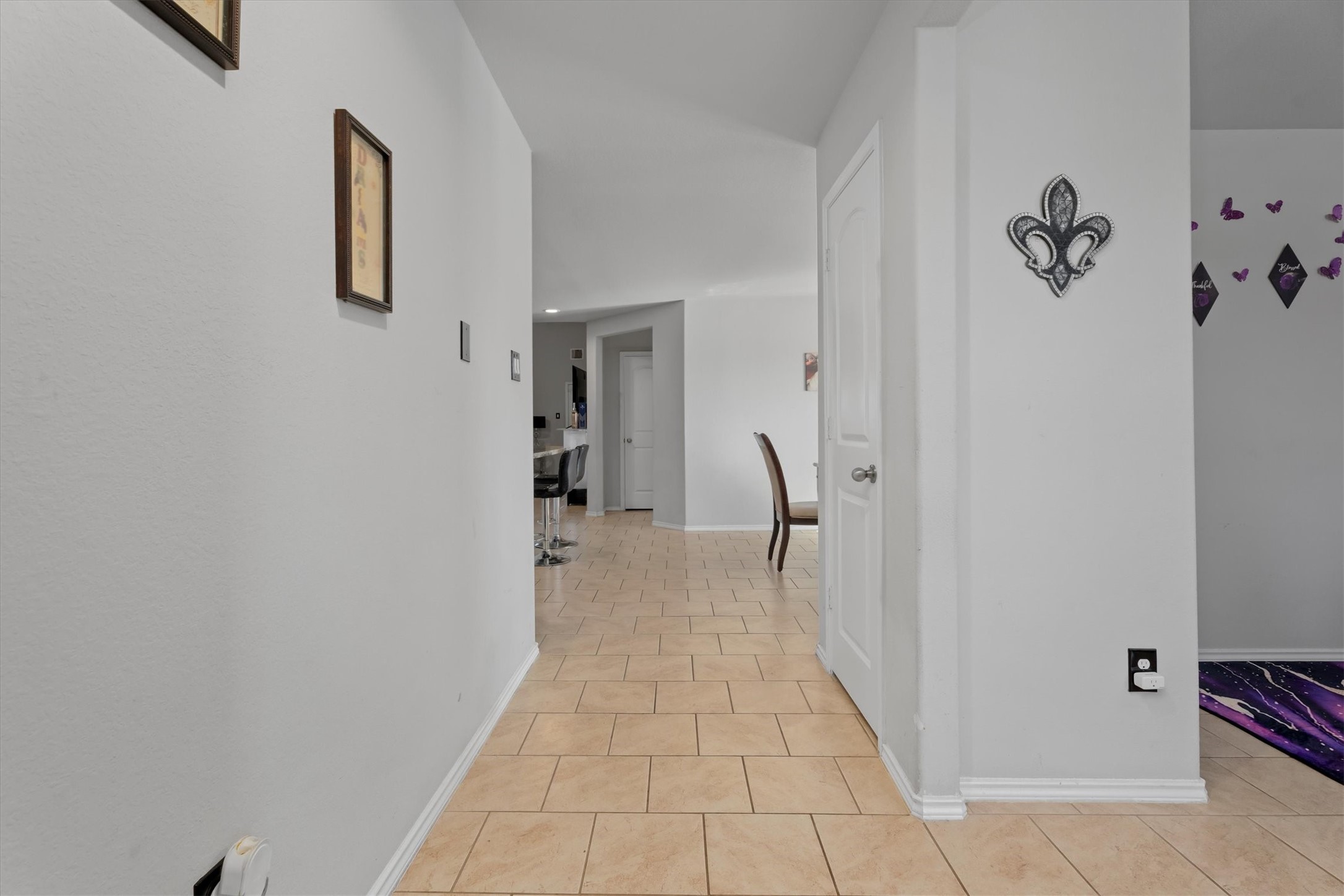 2602 Lincolns Meadow Drive Spring, TX 77373 - Photo 7 of 39 a view of a hallway with closet