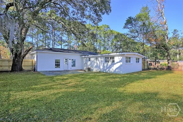 $3,200 | 4630 Herty Drive, Savannah, GA 31405