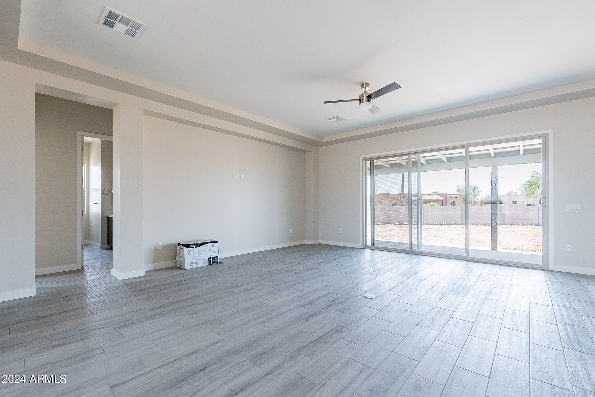 23016 Peak View Road Wittmann, AZ 85361 - Photo 14 of 39 17-web-or-mls-Peakview-17