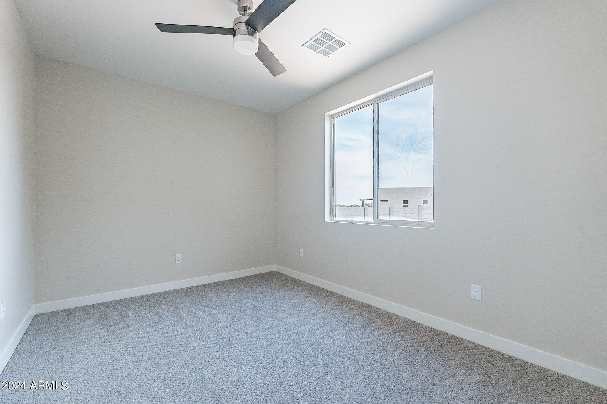 23016 Peak View Road Wittmann, AZ 85361 - Photo 26 of 39 29-web-or-mls-Peakview-29