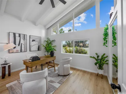 $1,555,000 | 1200 Mokuhano Street, Honolulu, HI 96825