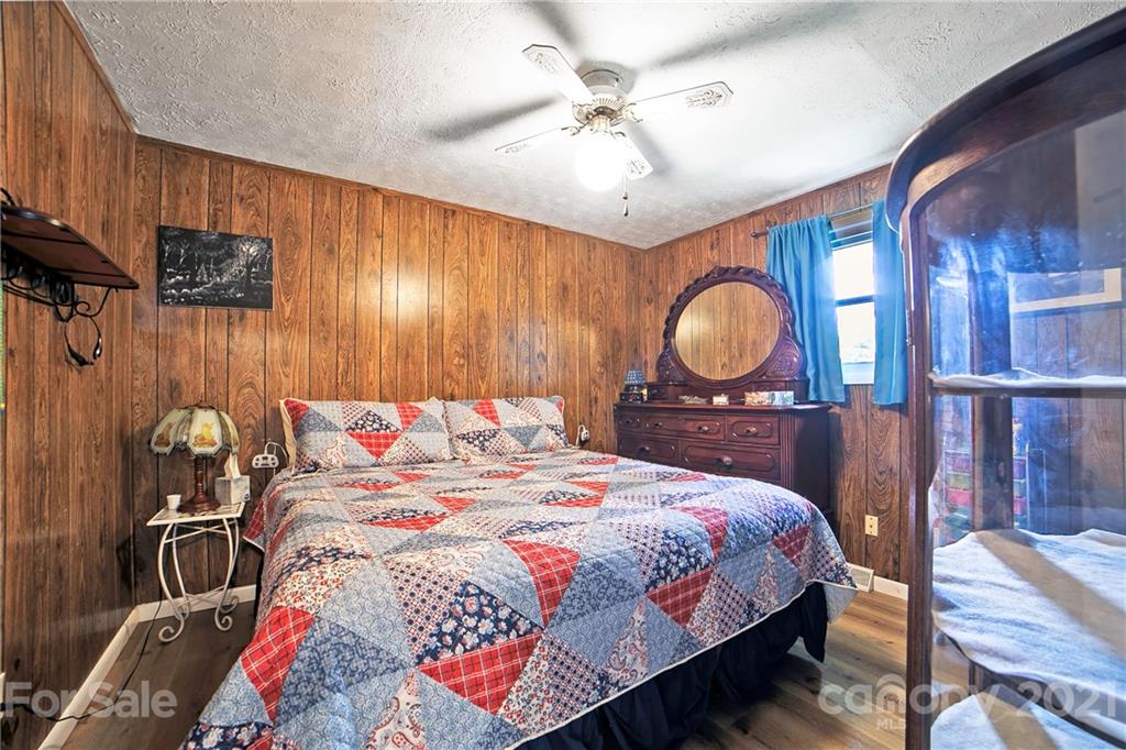 279 Jackson Loop Road Flat Rock, NC 28731 - Photo 21 of 43 Gallery Image 21