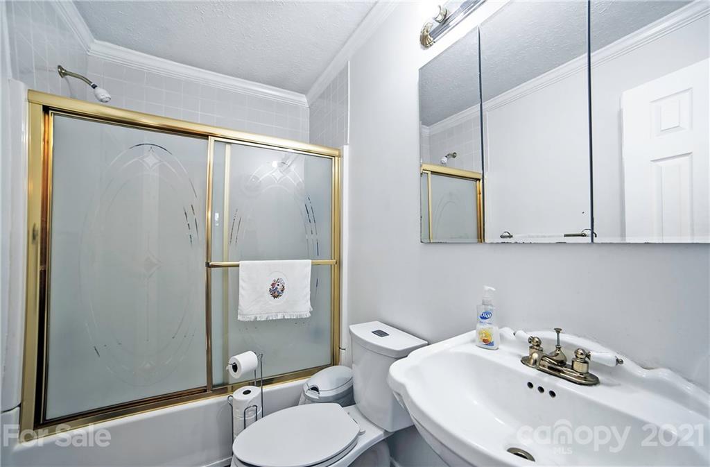 279 Jackson Loop Road Flat Rock, NC 28731 - Photo 25 of 43 Gallery Image 25