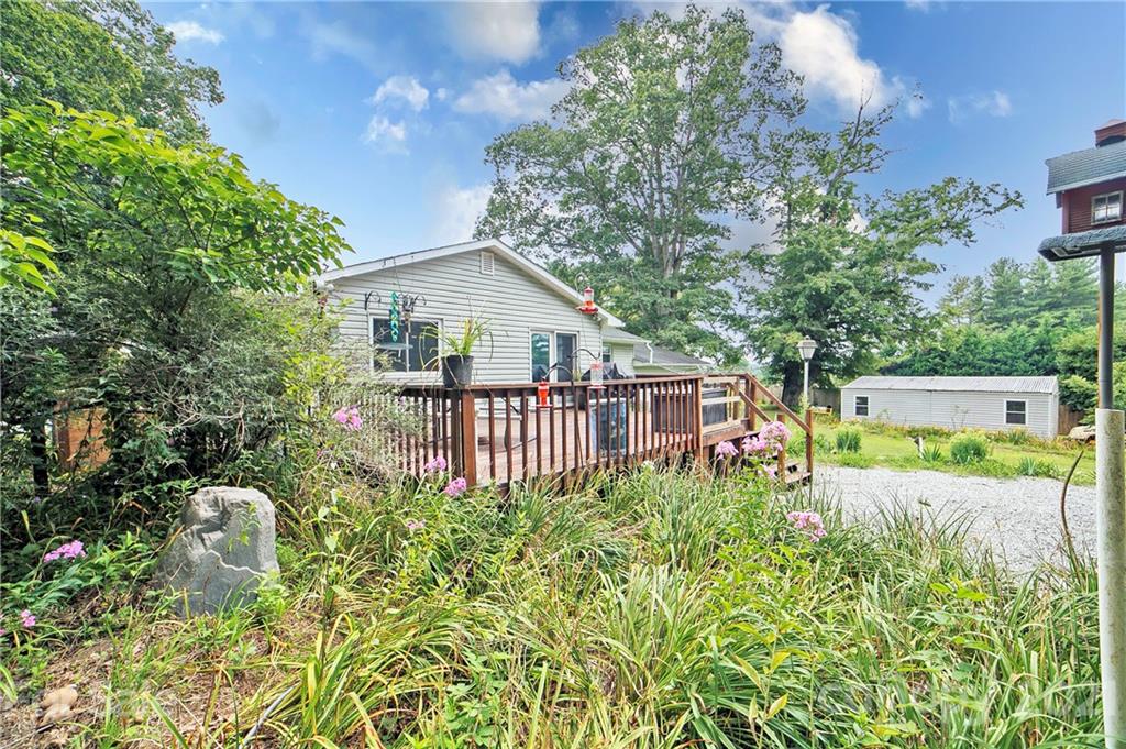 279 Jackson Loop Road Flat Rock, NC 28731 - Photo 31 of 43 Gallery Image 31