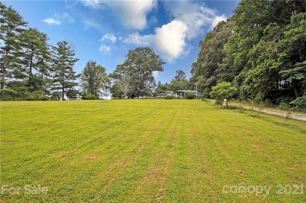 279 Jackson Loop Road Flat Rock, NC 28731 - Photo 38 of 43 Gallery Image 38