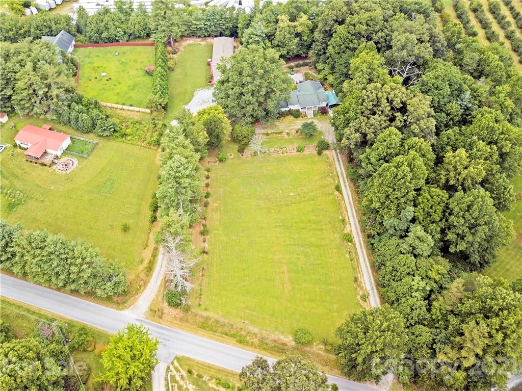 279 Jackson Loop Road Flat Rock, NC 28731 - Photo 40 of 43 Gallery Image 40