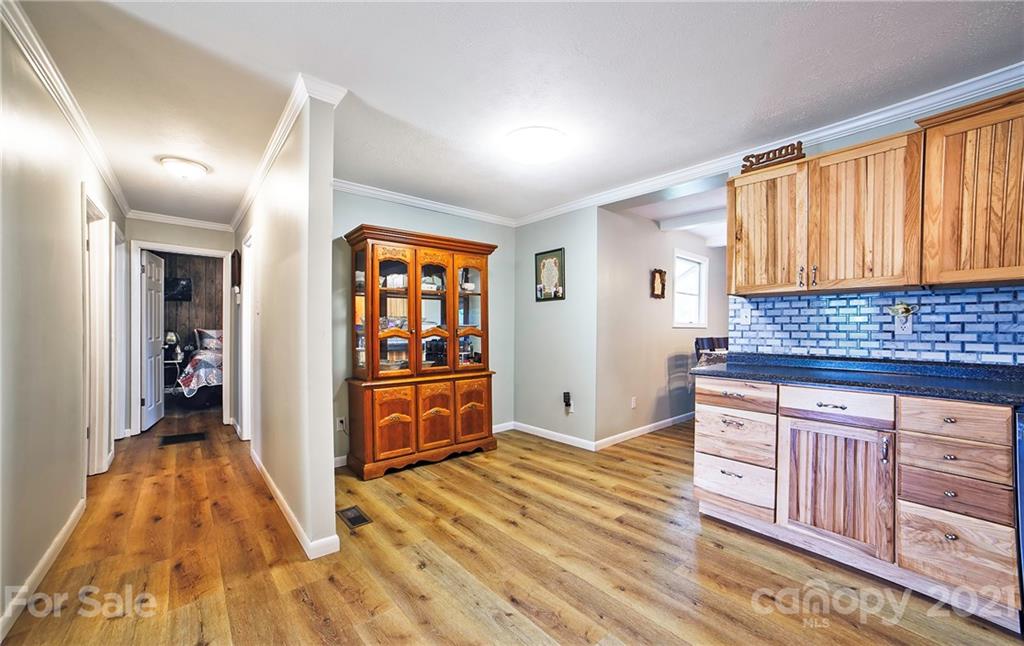 279 Jackson Loop Road Flat Rock, NC 28731 - Photo 8 of 43 Gallery Image 8