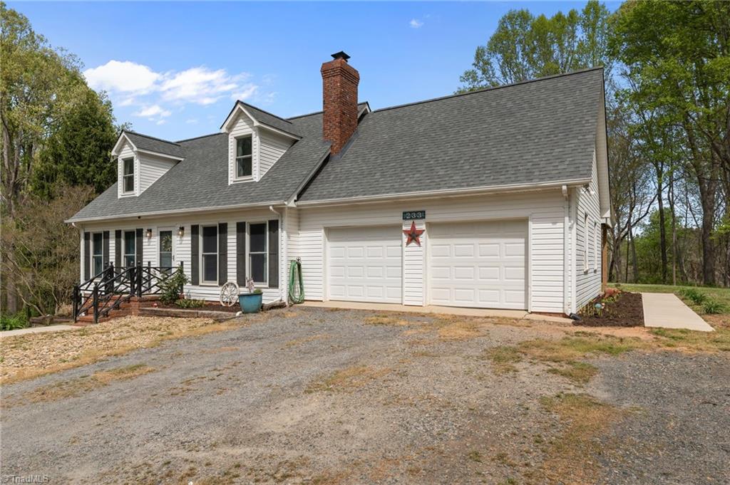 233 Rock Spring Drive Reidsville, NC 27320 - Photo 3 of 45