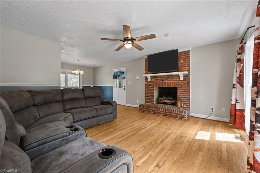 233 Rock Spring Drive Reidsville, NC 27320 - Photo 10 of 45