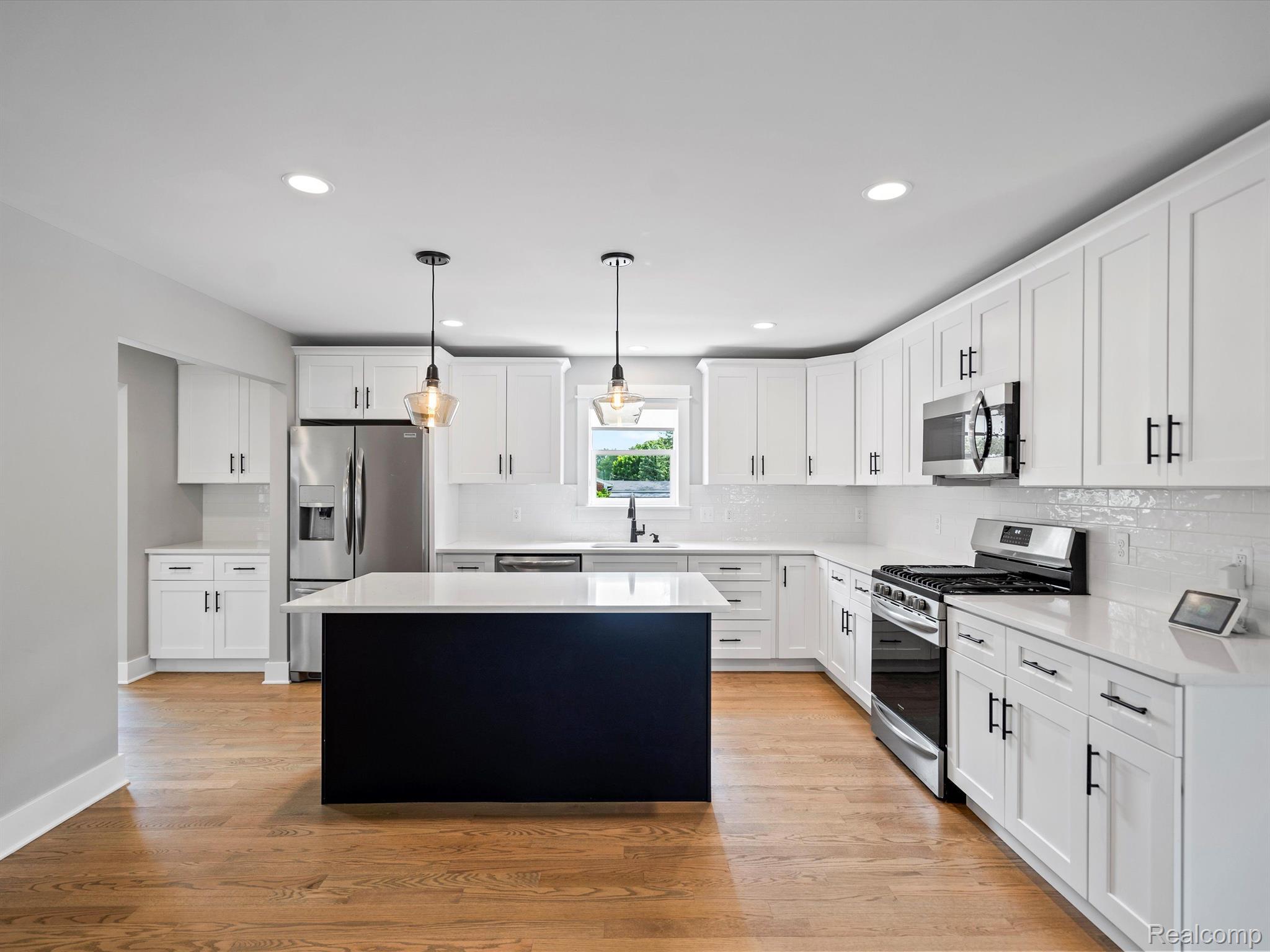 4101 Highfield Road Royal Oak, MI 48073 - Photo 13 of 47 Gallery Image 13