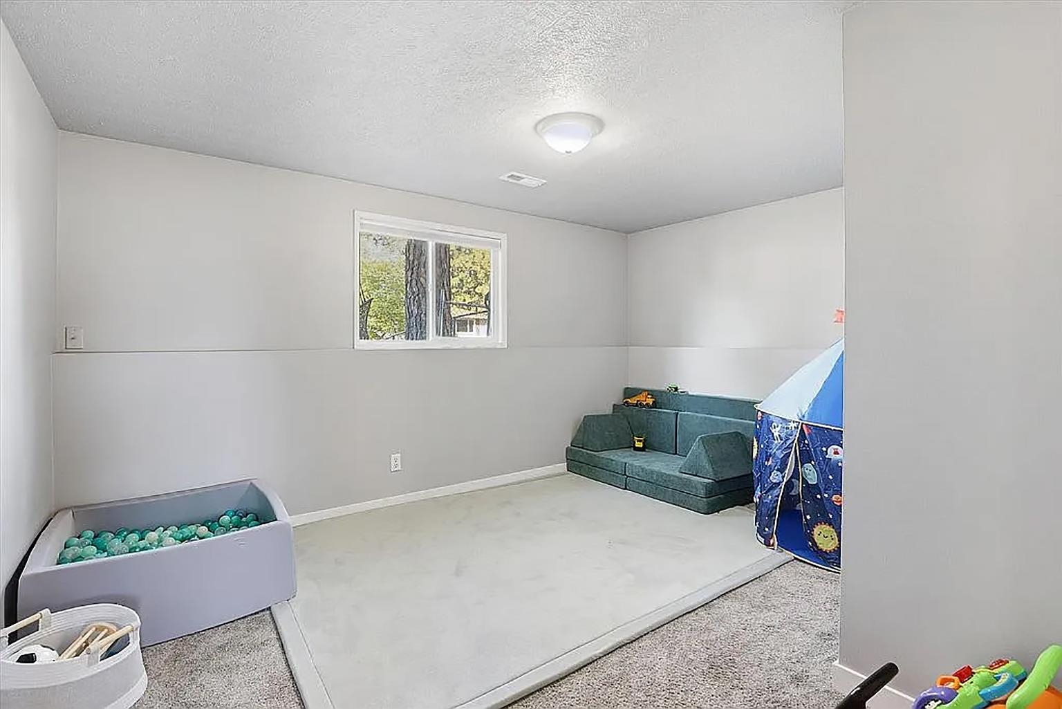 Undisclosed Address Spokane, WA 99208 - Photo 14 of 26