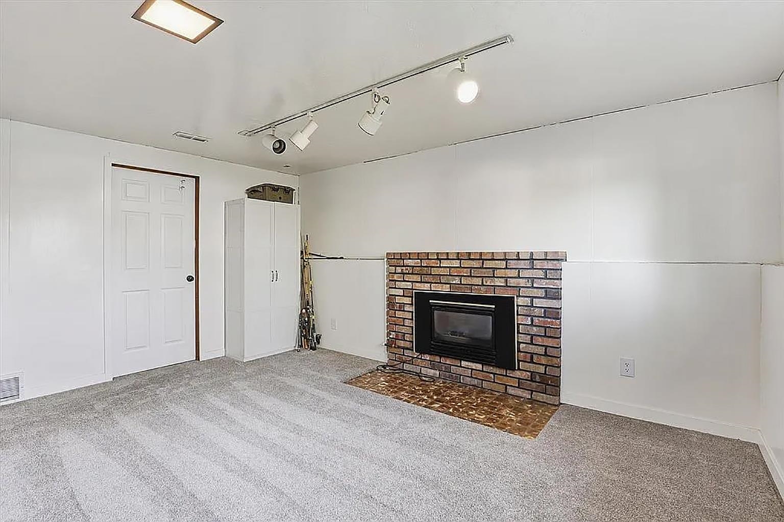 Undisclosed Address Spokane, WA 99208 - Photo 18 of 26