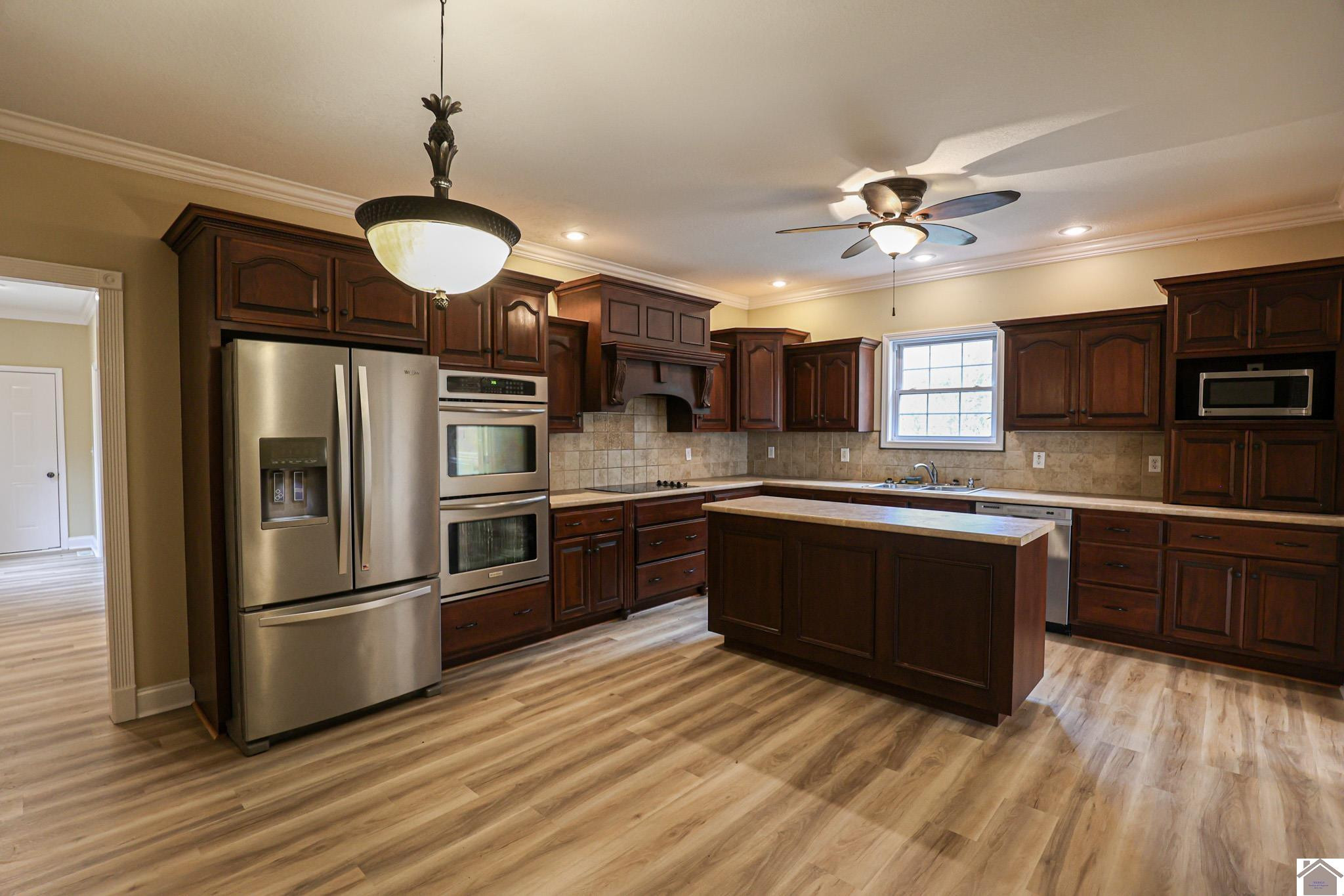 4182 Blandville Road Wickliffe, KY 42087 - Photo 23 of 47 Kitchen
