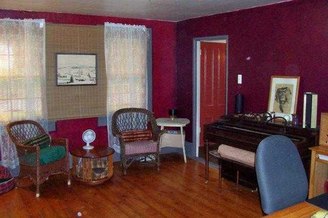 155 Main Street Warren, ME 04864 - Photo 6 of 27 Living Room.