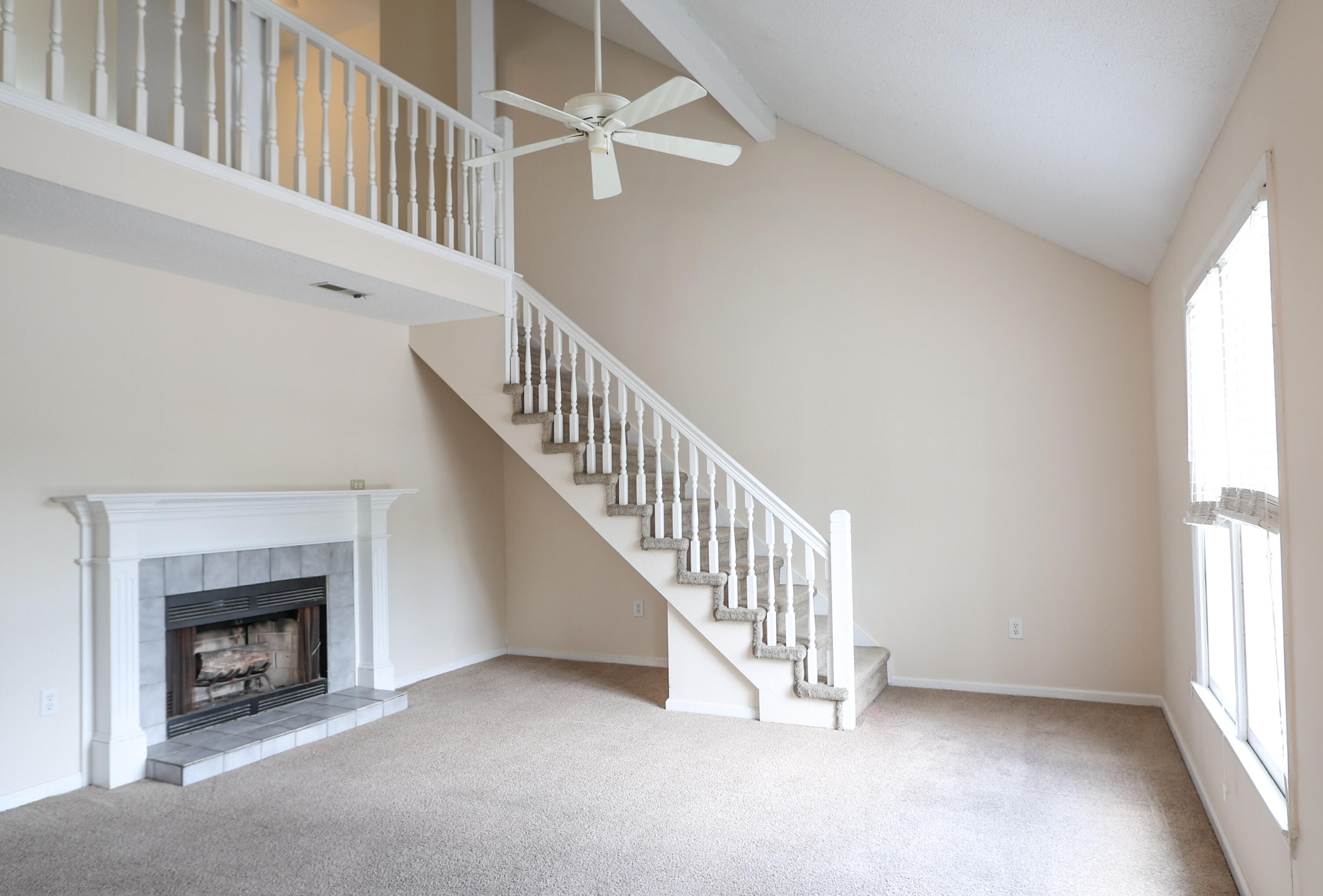 403 Sunny Side Way Summerville, SC 29485 - Photo 6 of 20 382A6569-6