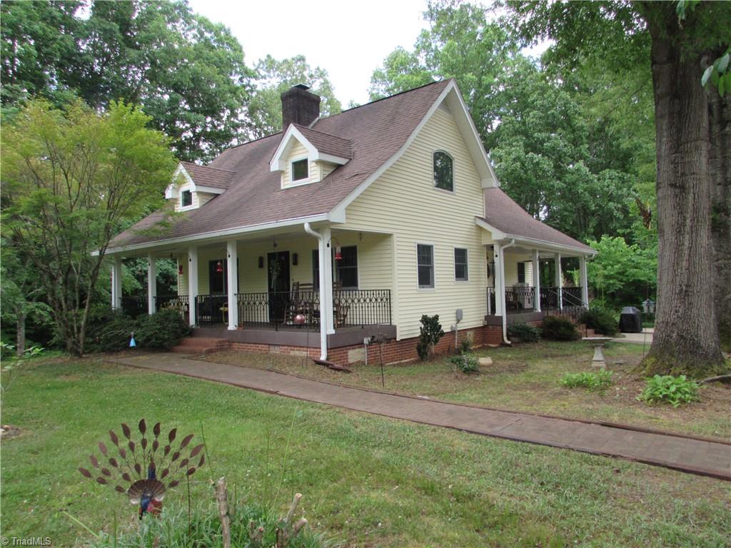 377 Scott Road Pinnacle, NC 27043 - Photo 1 of 44