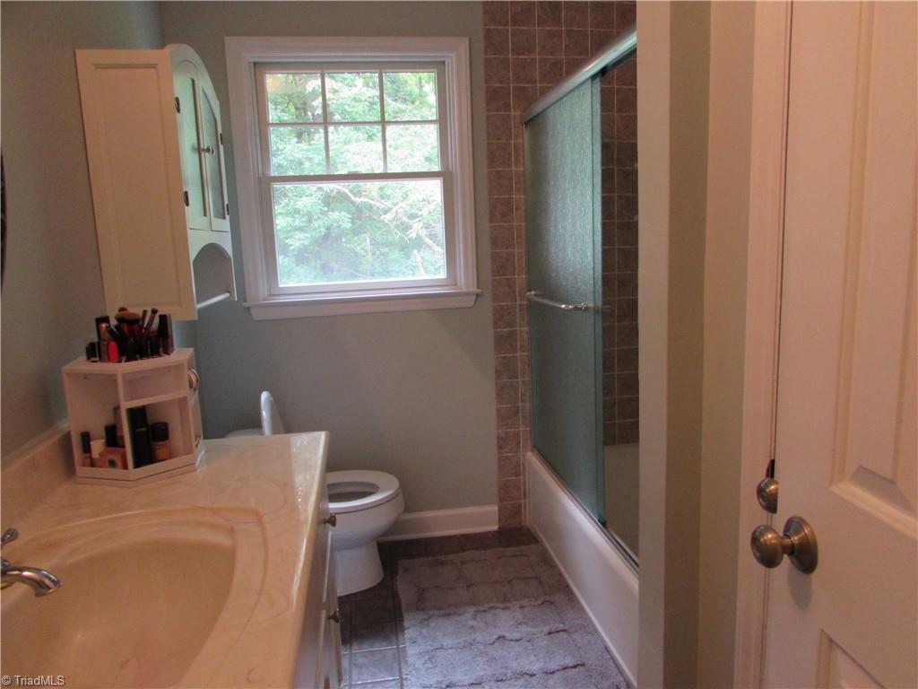 377 Scott Road Pinnacle, NC 27043 - Photo 12 of 44