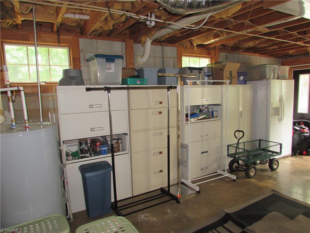377 Scott Road Pinnacle, NC 27043 - Photo 18 of 44