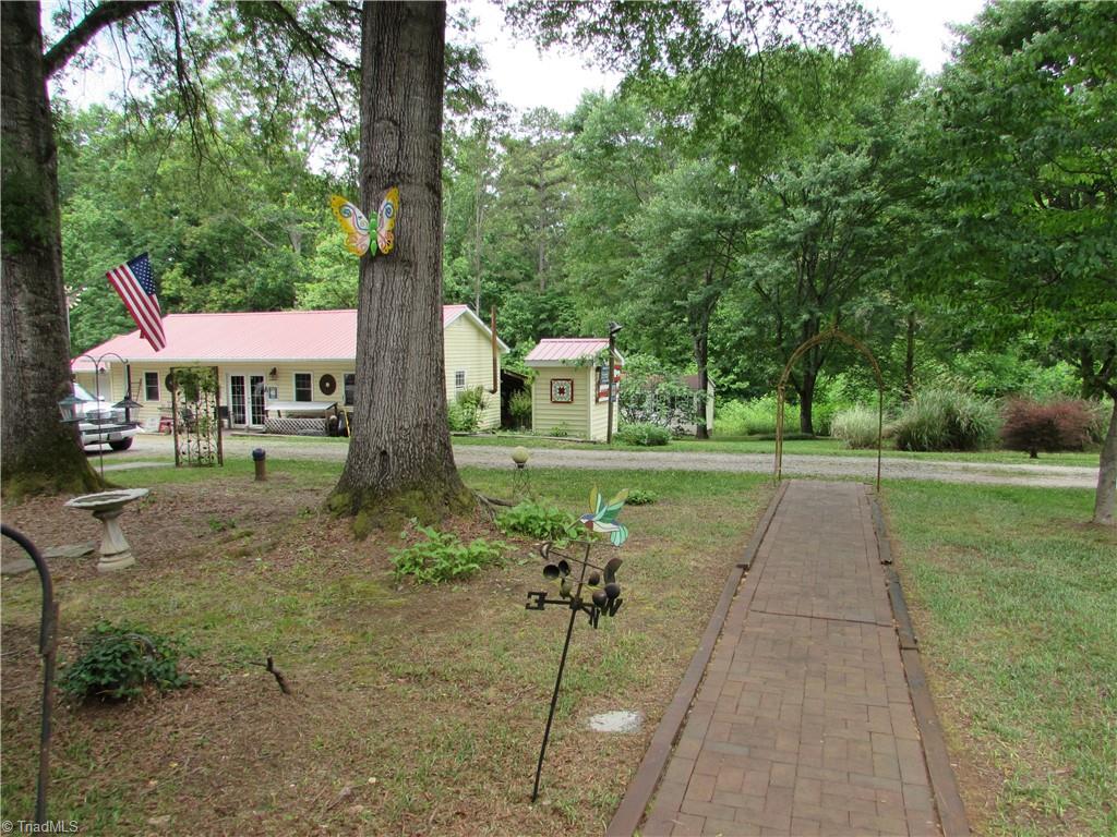 377 Scott Road Pinnacle, NC 27043 - Photo 37 of 44