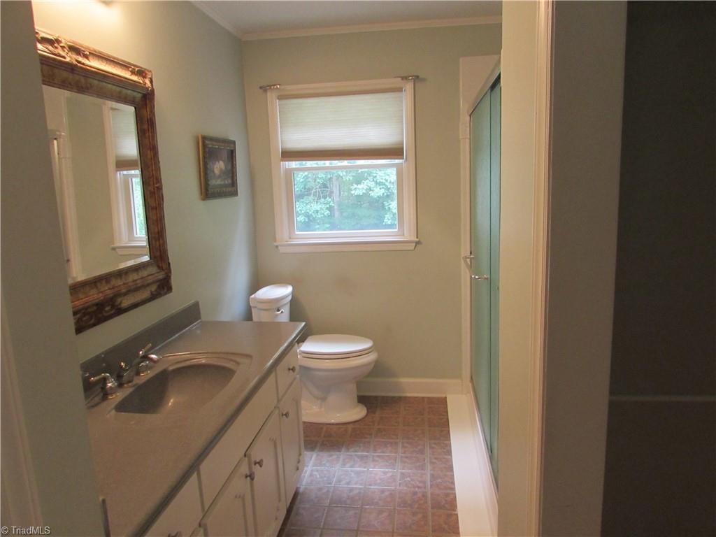 377 Scott Road Pinnacle, NC 27043 - Photo 9 of 44